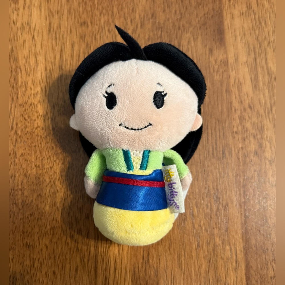 Disney's Princess Mulan Hallmark itty bittys Plush Miniature Stuffed Animal